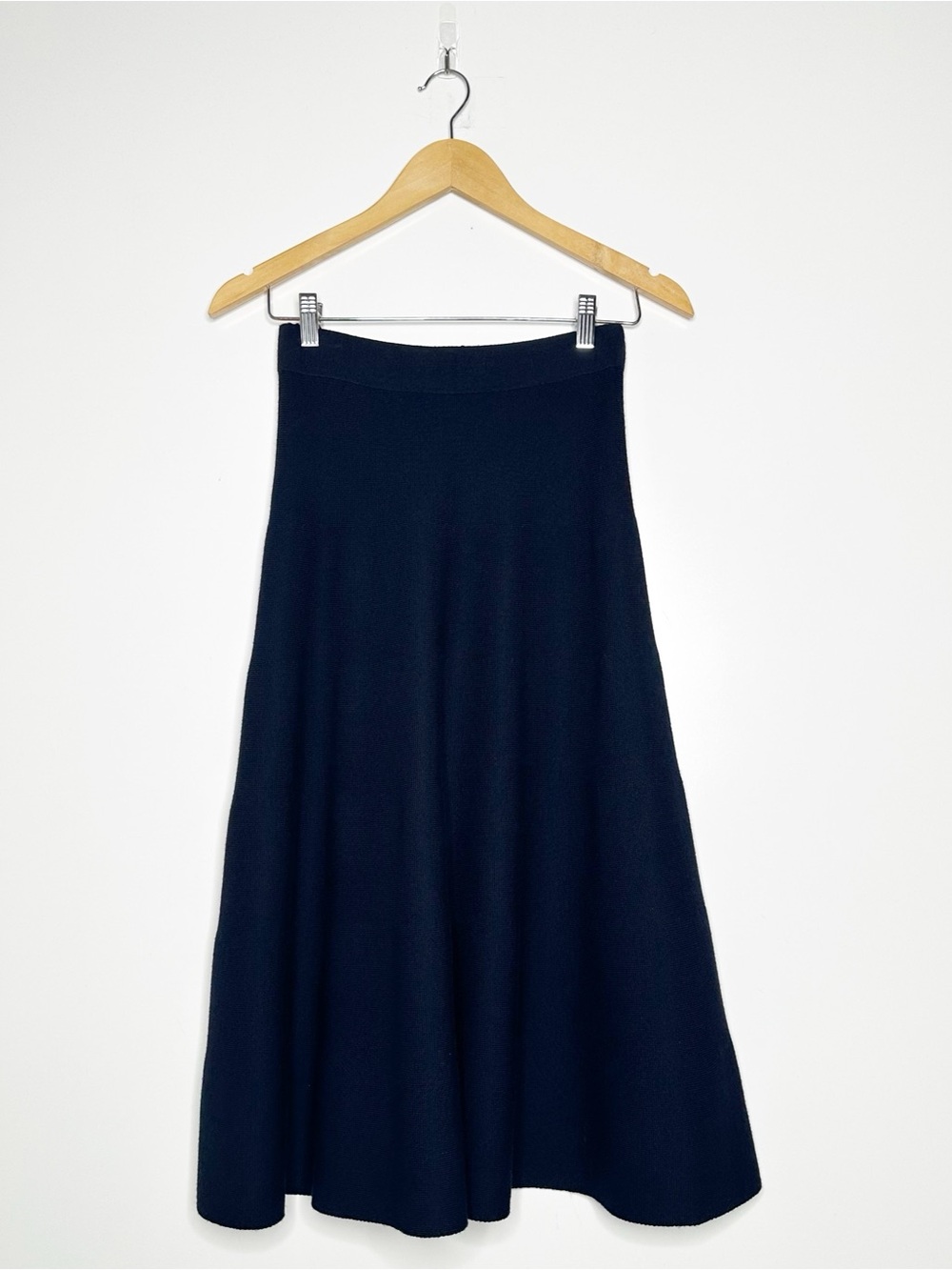 J. Crew Navy Blue 100% Merino Wool Knit Midi Skirt Size 2 - Picture 2 of 7